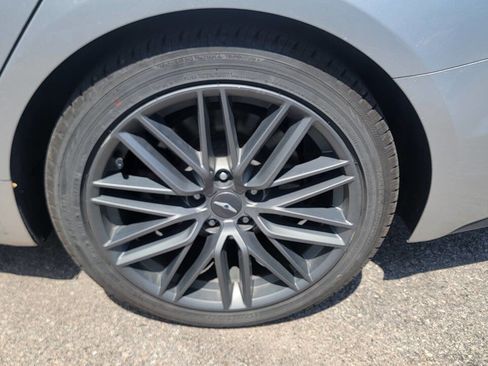 Used 2019 Genesis G70 2.0T Advanced w/ Elite Package image 10