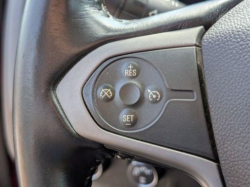 Used 2017 Chevrolet Colorado Z71 AWD/4WD image 22