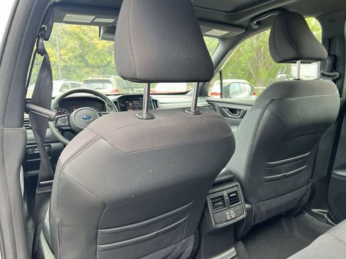 Certified 2025 Subaru Forester Premium AWD/4WD image 20