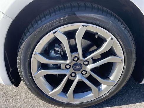 Used 2020 Ford Fusion SEL image 8