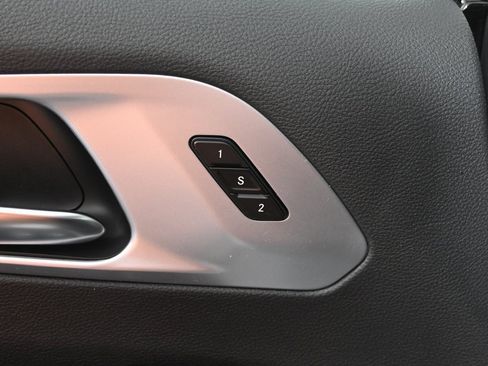 New 2026 Chrysler Pacifica Limited image 22