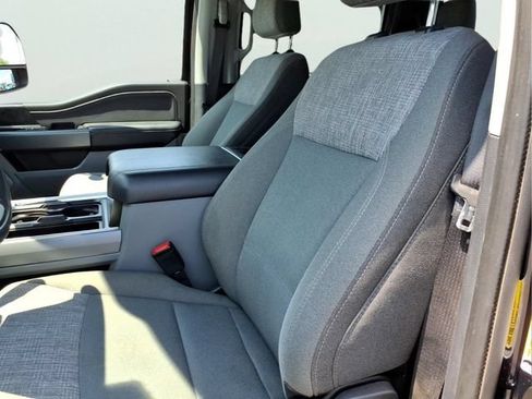 Used 2024 Ford F350 XLT w/ Black Appearance Package AWD/4WD image 19