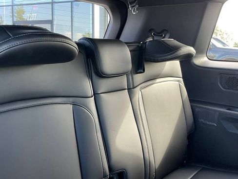 New 2027 Kia Telluride EX w/ Towing Package FWD image 26
