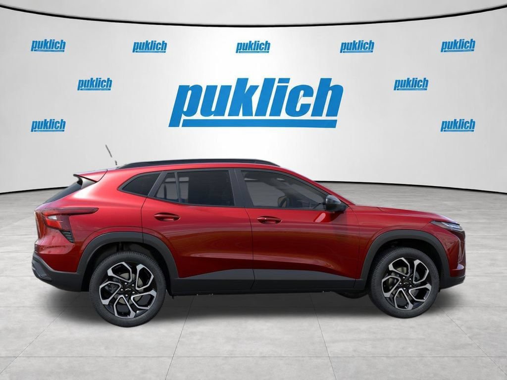 New 2026 Chevrolet Trax RS w/ Driver Confidence Package FWD image 6