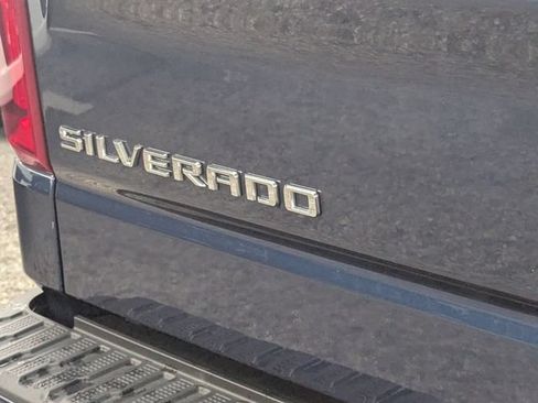 Used 2023 Chevrolet Silverado 1500 High Country w/ High Country Premium Package AWD/4WD image 8