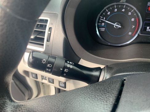 Used 2017 Subaru Forester 2.5i Premium AWD/4WD image 17