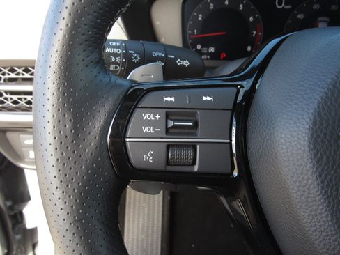 Certified 2025 Acura ADX A-Spec image 28