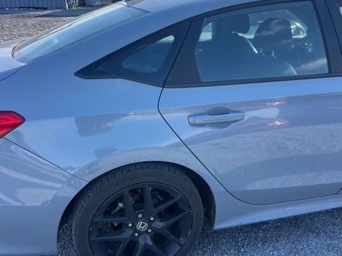 Used 2023 Honda Civic Sport image 11