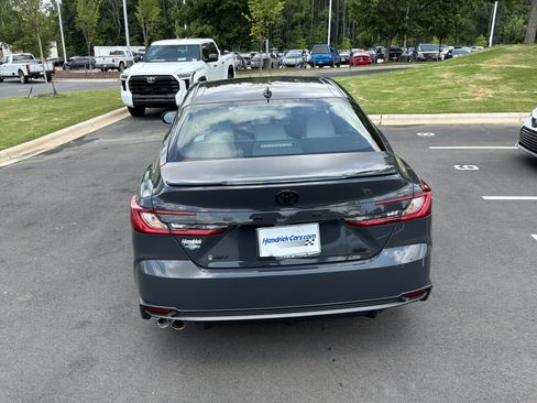 Used 2026 Toyota Camry SE FWD image 12
