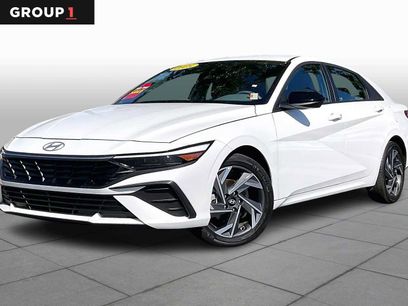 Used 2025 Hyundai Elantra Sport