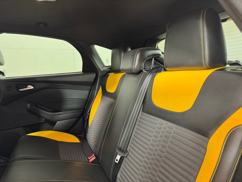 Used 2013 Ford Focus ST FWD image 22