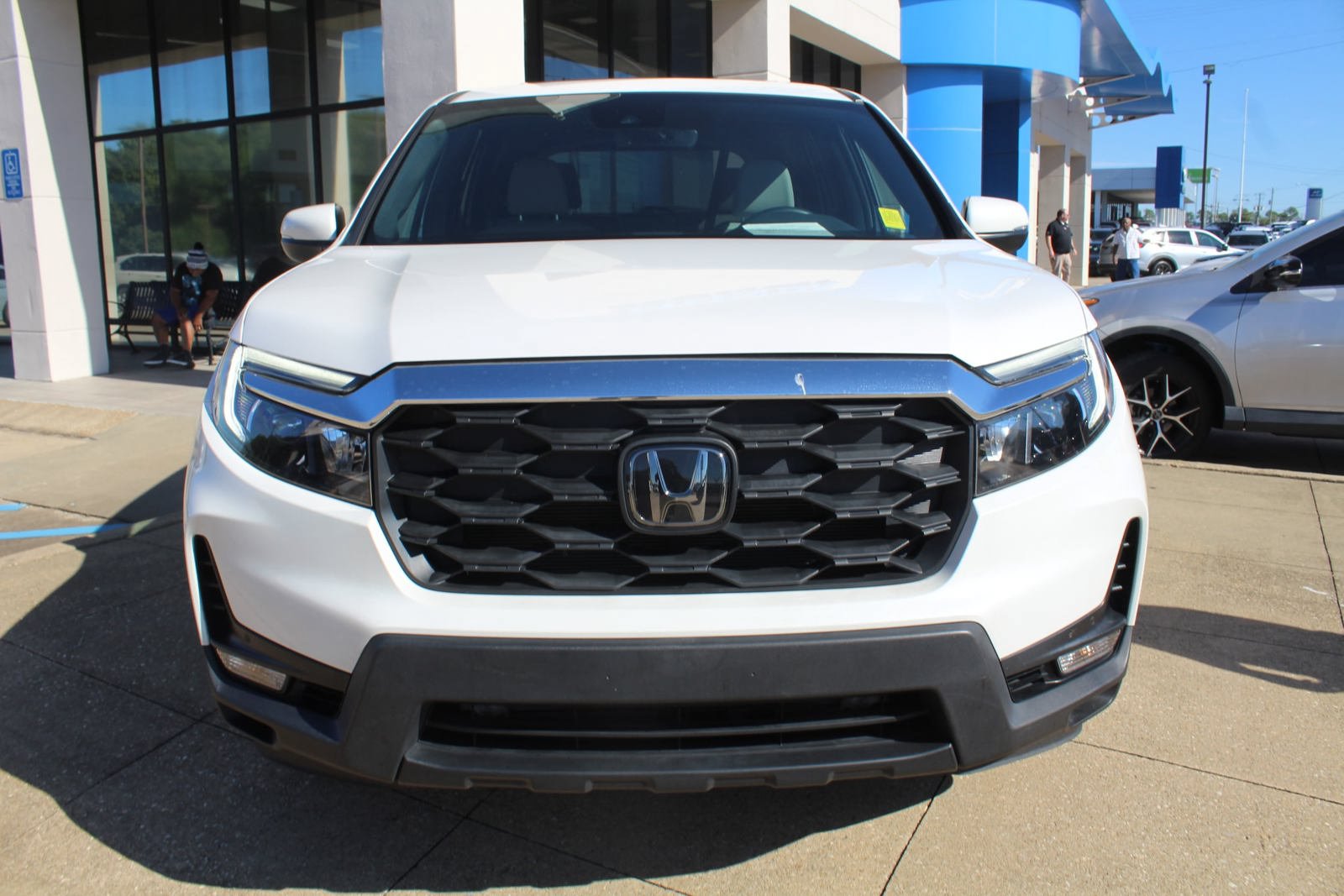 Used 2024 Honda Passport EX-L image 2