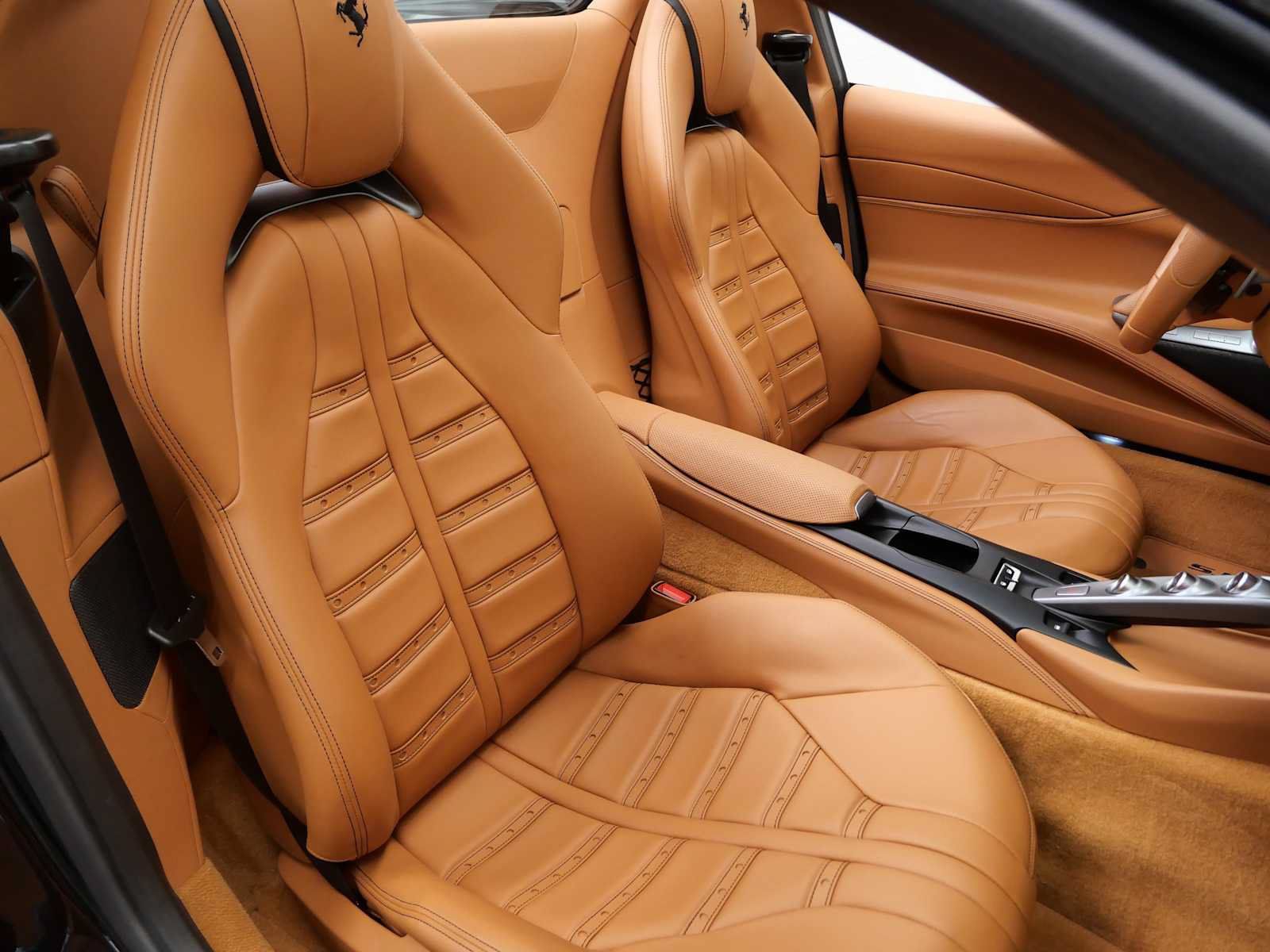 Certified 2022 Ferrari 812 GTS RWD image 17