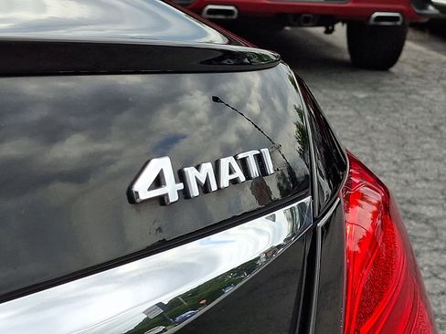 Used 2018 Mercedes-Benz E 300 4MATIC image 30