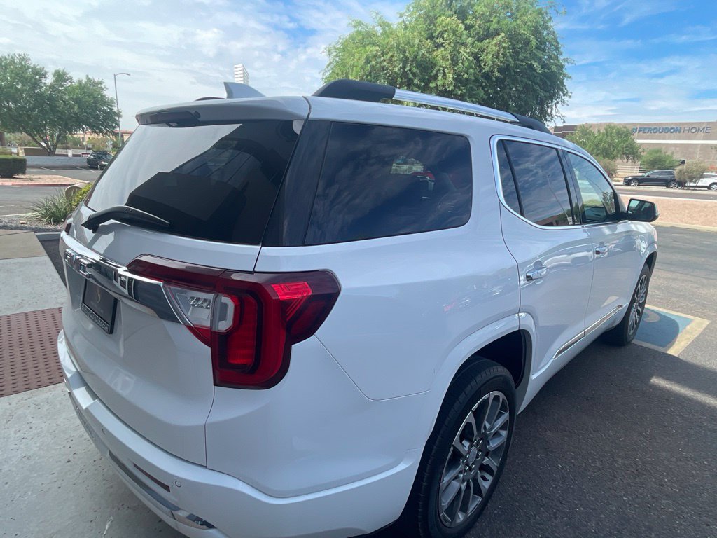 Used 2023 GMC Acadia Denali FWD image 4