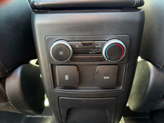 Used 2023 Ford Explorer XLT w/ Equipment Group 202A AWD/4WD image 18