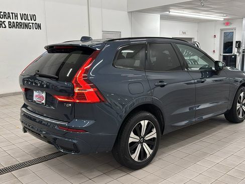 Used 2025 Volvo XC60 T8 Core w/ Protection Package Premier image 5