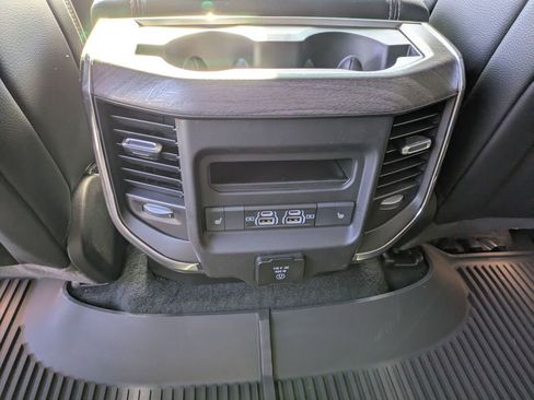 New 2026 RAM 1500 Laramie AWD/4WD image 29