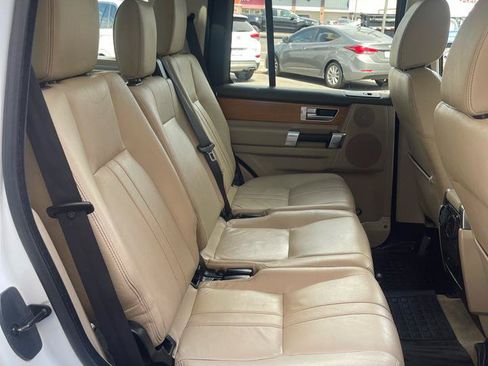 Used 2014 Land Rover LR4 HSE AWD/4WD image 16