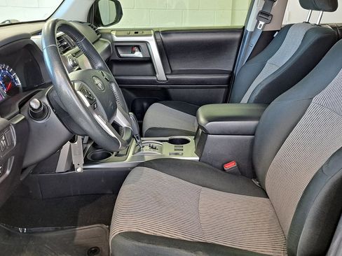 Used 2016 Toyota 4Runner SR5 image 24