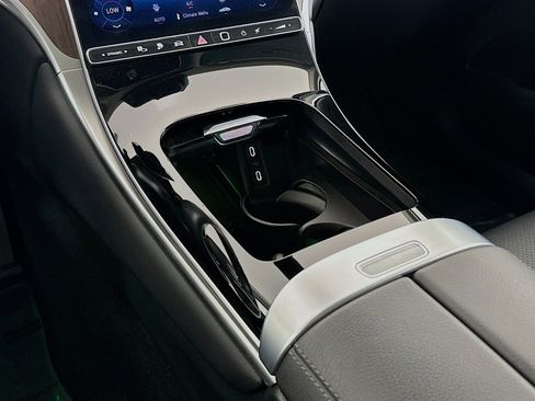 Certified 2025 Mercedes-Benz GLC 350e 4MATIC image 6