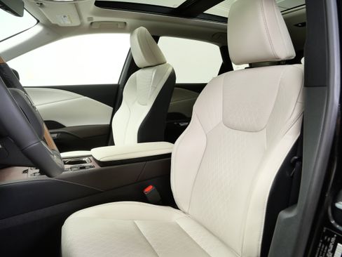 Used 2025 Lexus RX 350 w/ Convenience Package AWD/4WD image 15