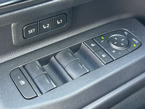 Certified 2025 Toyota Land Cruiser image 14