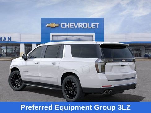 New 2025 Chevrolet Suburban High Country image 4