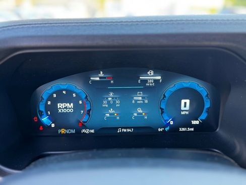 Used 2025 Ford Bronco Outer Banks image 23