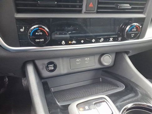 New 2026 Nissan Rogue SV image 12