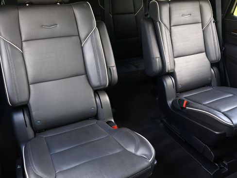 Used 2024 Cadillac Escalade Premium Luxury w/ Performance Package RWD image 22