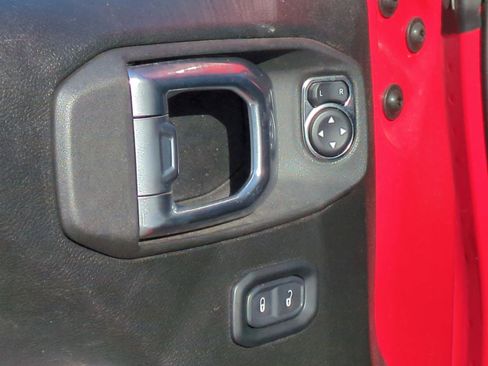 Used 2022 Jeep Gladiator Rubicon image 15