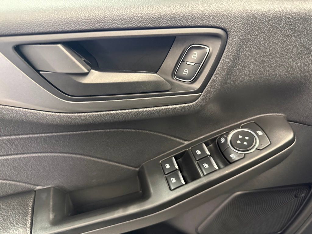 Used 2025 Ford Escape Active FWD image 12