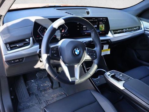 Certified 2025 BMW X2 xDrive28i w/ Convenience Package AWD/4WD image 11