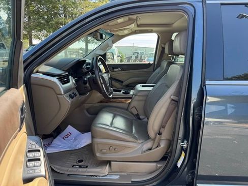 Used 2019 GMC Yukon SLT image 16
