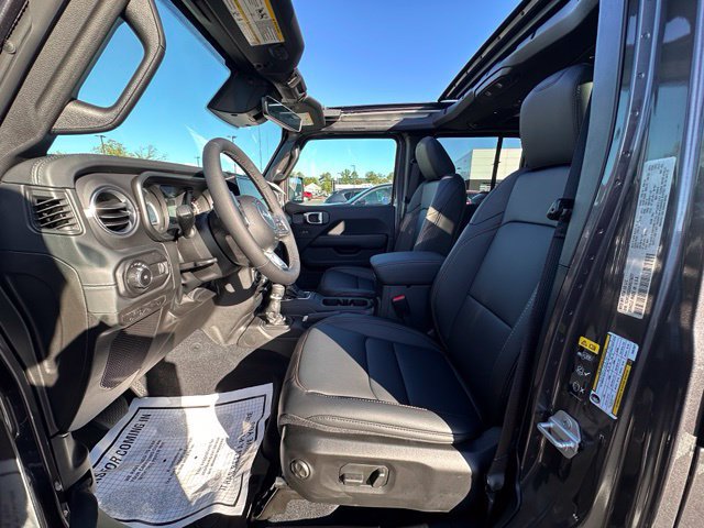 New 2027 Jeep Wrangler Unlimited Sahara AWD/4WD image 22