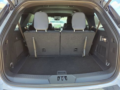New 2026 Ford Explorer ST-Line w/ ST-Line Street Pack RWD image 14