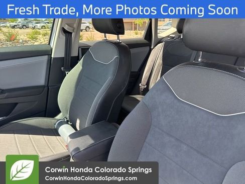 Used 2023 Volkswagen Taos SE w/ Black Wheel Package AWD/4WD image 10