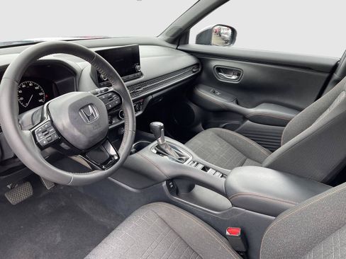 Used 2024 Honda HR-V Sport image 4