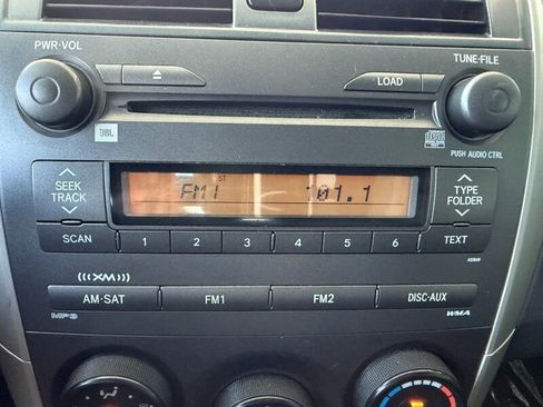 Used 2009 Toyota Corolla XRS FWD image 28