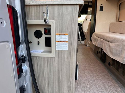Used 2023 RAM ProMaster 3500 w/ Premium Convenience Group (B) FWD image 81