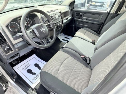Used 2012 RAM 3500 ST w/ Chrome Appearance Group RWD image 11