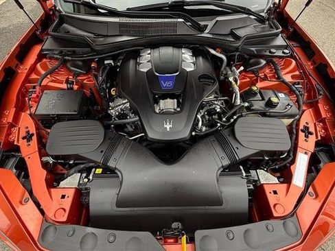 Used 2022 Maserati Ghibli Modena Q4 image 43