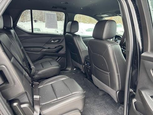Used 2023 Chevrolet Traverse LT w/ LPO, Floor Liner Package image 13