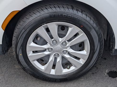 Used 2022 Kia Soul LX image 13