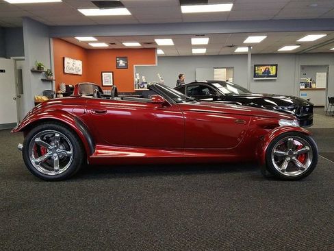 Used 2000 Plymouth Prowler image 7