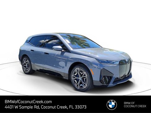 Certified 2025 BMW iX xDrive50 AWD/4WD image 1