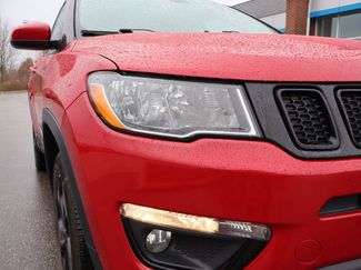 Used 2020 Jeep Compass Latitude video 4
