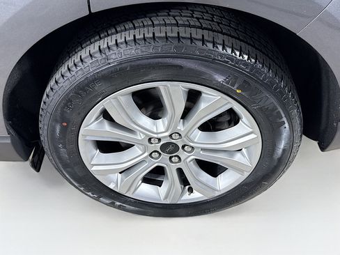 Used 2023 Ford Edge Titanium image 35