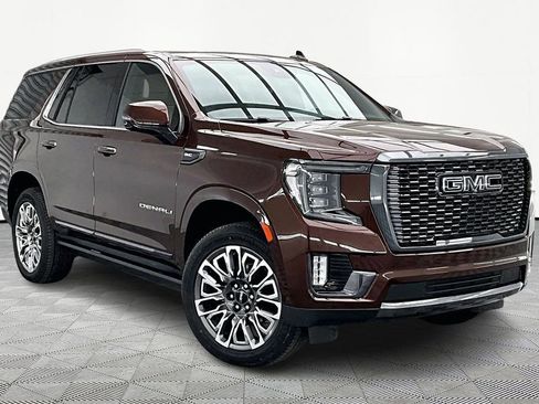 Used 2023 GMC Yukon Denali Ultimate image 12